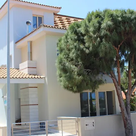 Coralli Villa Coral Bay